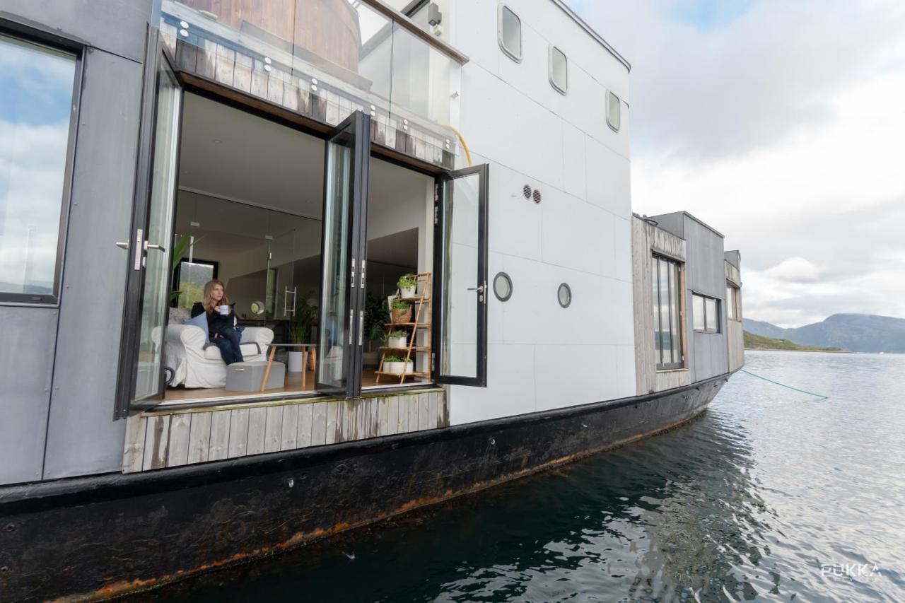 Volda Floating Home Kvaloya Exterior foto